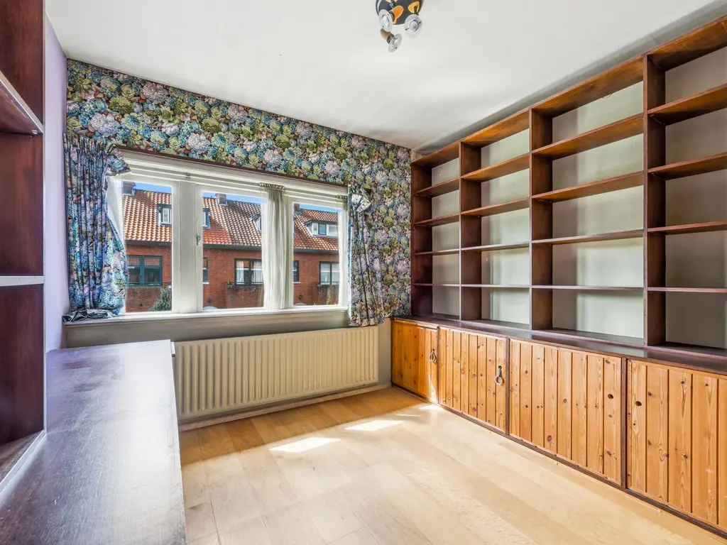 van Lugtenburgstraat 44, Voorburg
