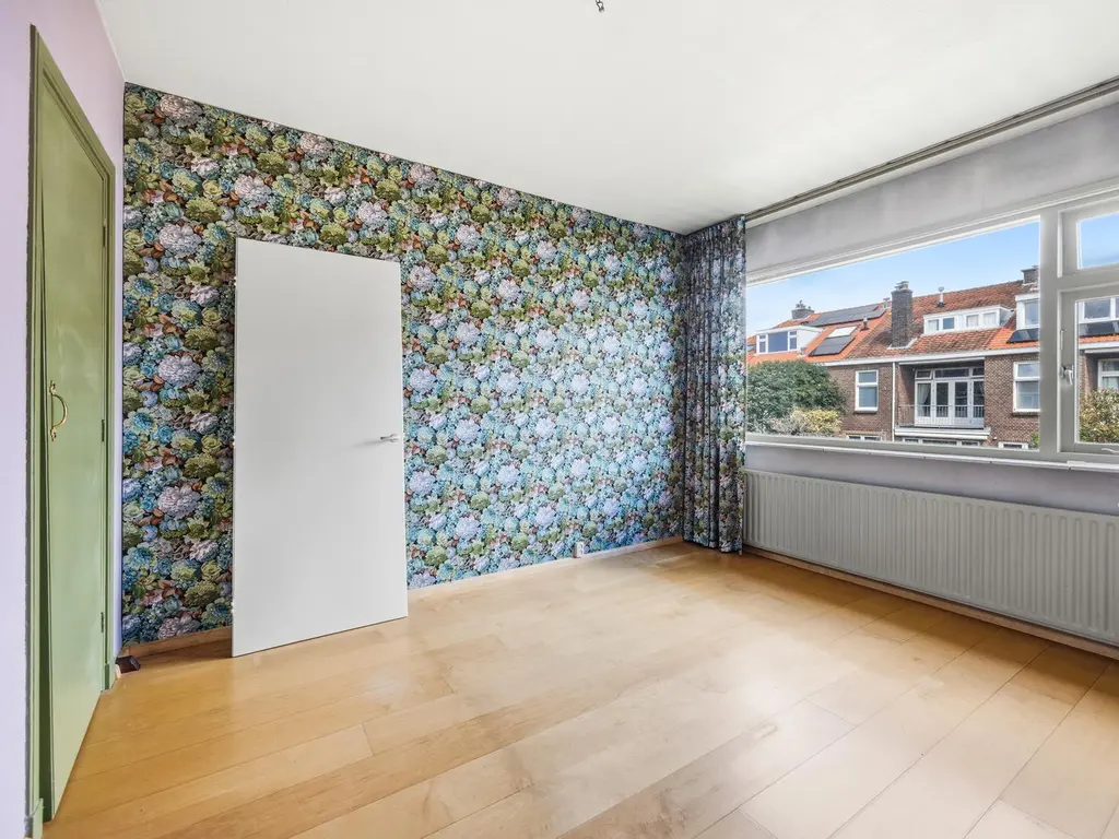 van Lugtenburgstraat 44, Voorburg