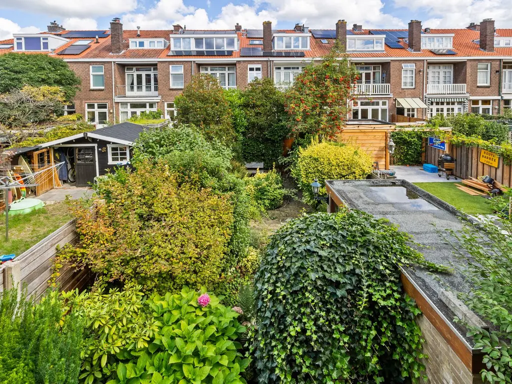 van Lugtenburgstraat 44, Voorburg