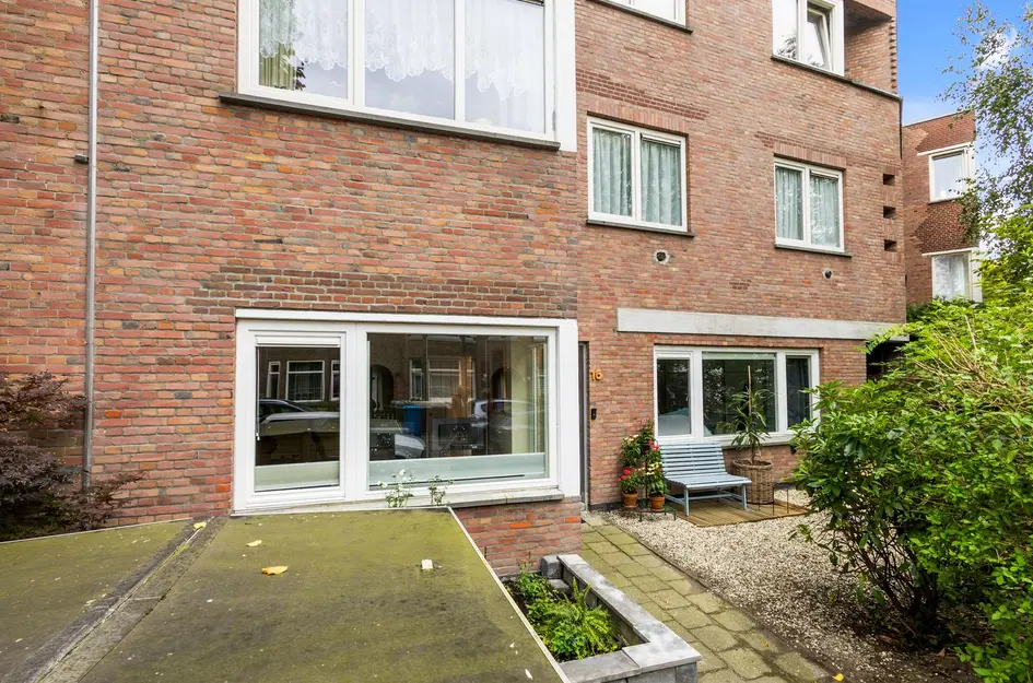 Bilderdijklaan 16