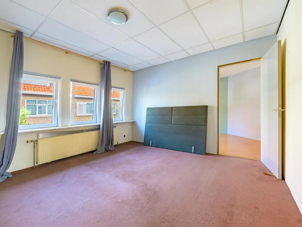Pieter Spastraat 10, 'S-GRAVENHAGE