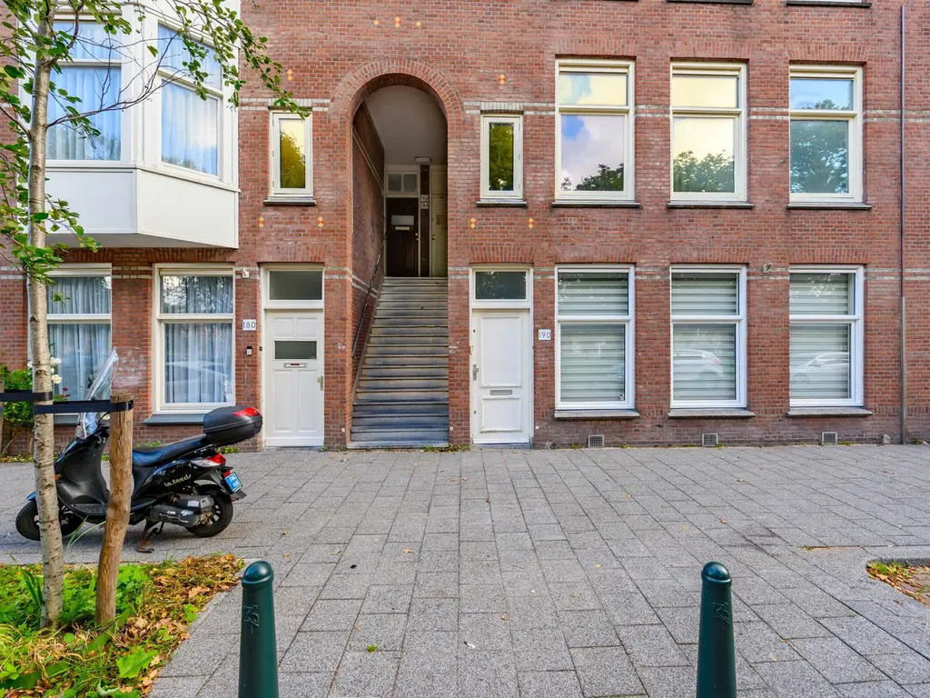 Deimanstraat 188, 'S-GRAVENHAGE