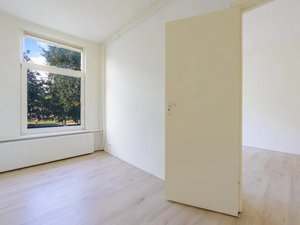 Deimanstraat 188, 'S-GRAVENHAGE