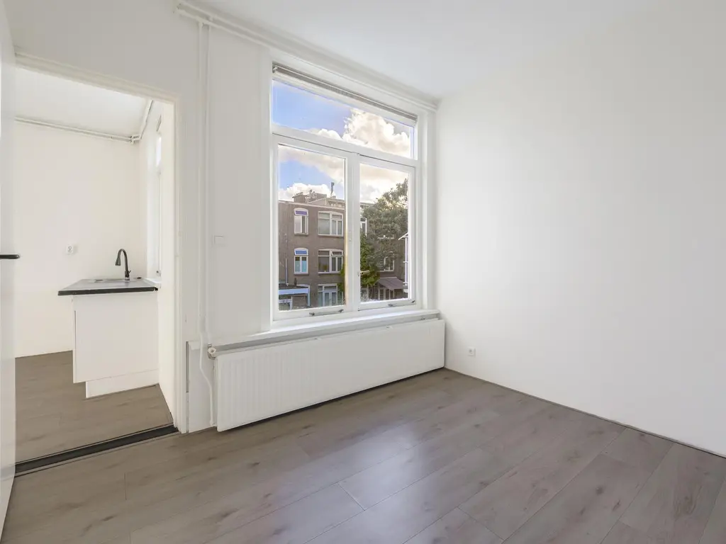 Deimanstraat 188, 'S-GRAVENHAGE