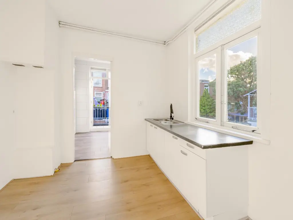 Deimanstraat 188, 'S-GRAVENHAGE