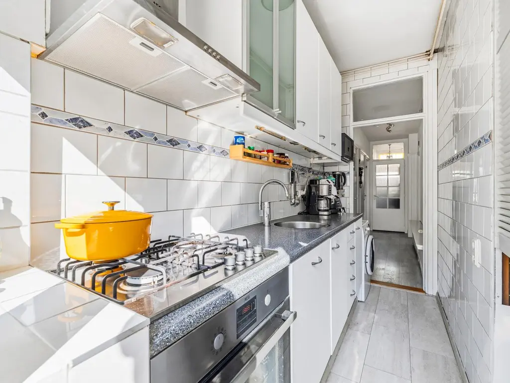 Amerongenstraat 96, 'S-Gravenhage
