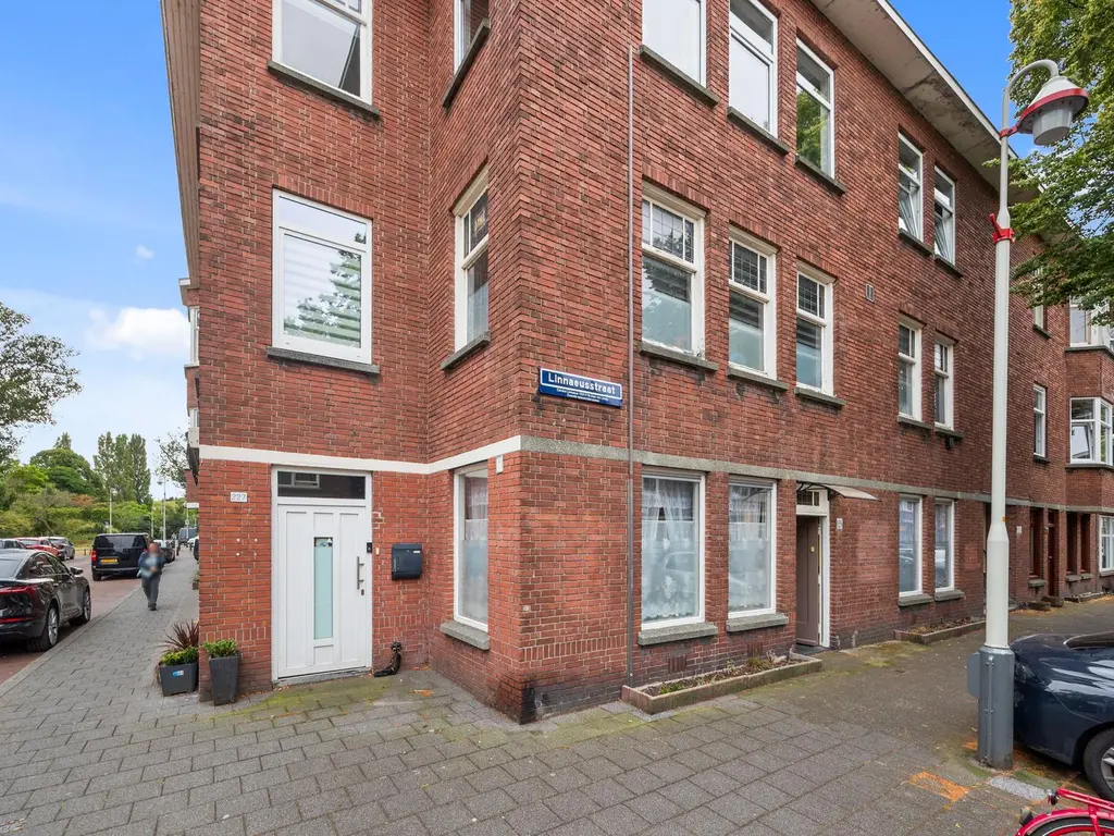 Linnaeusstraat 126, 'S-Gravenhage
