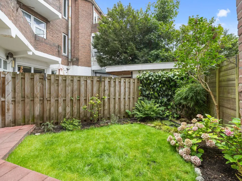 Linnaeusstraat 126, 'S-Gravenhage
