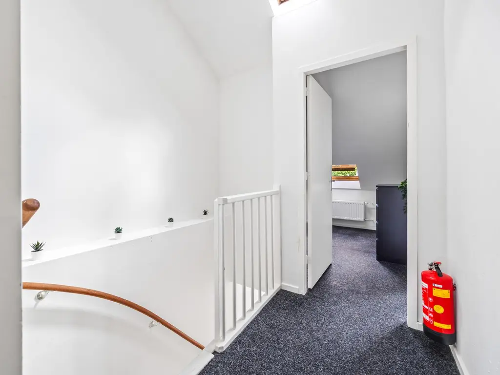 Linnaeusstraat 330, 'S-Gravenhage