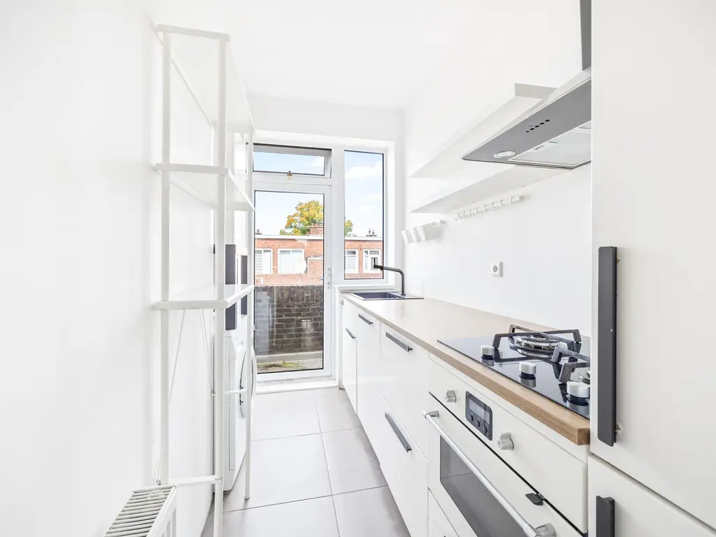 Damasstraat 249, 'S-Gravenhage