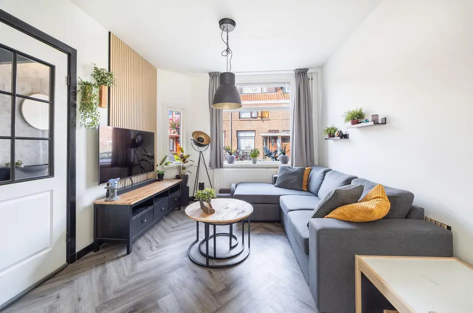 Schoolmeesterstraat 26