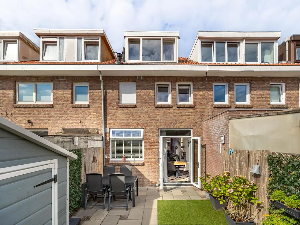 Schoolmeesterstraat 26, 'S-Gravenhage