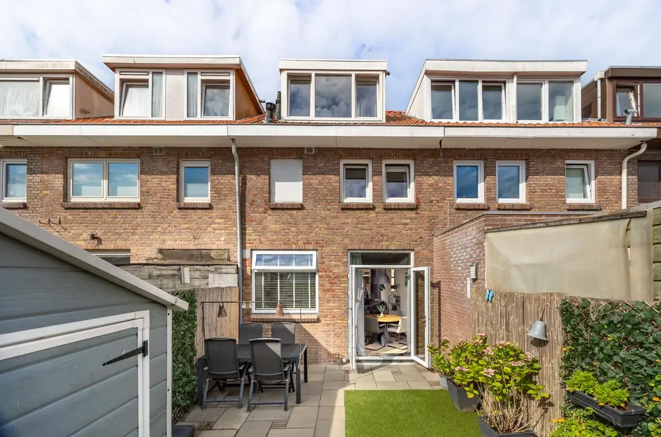 Schoolmeesterstraat 26
