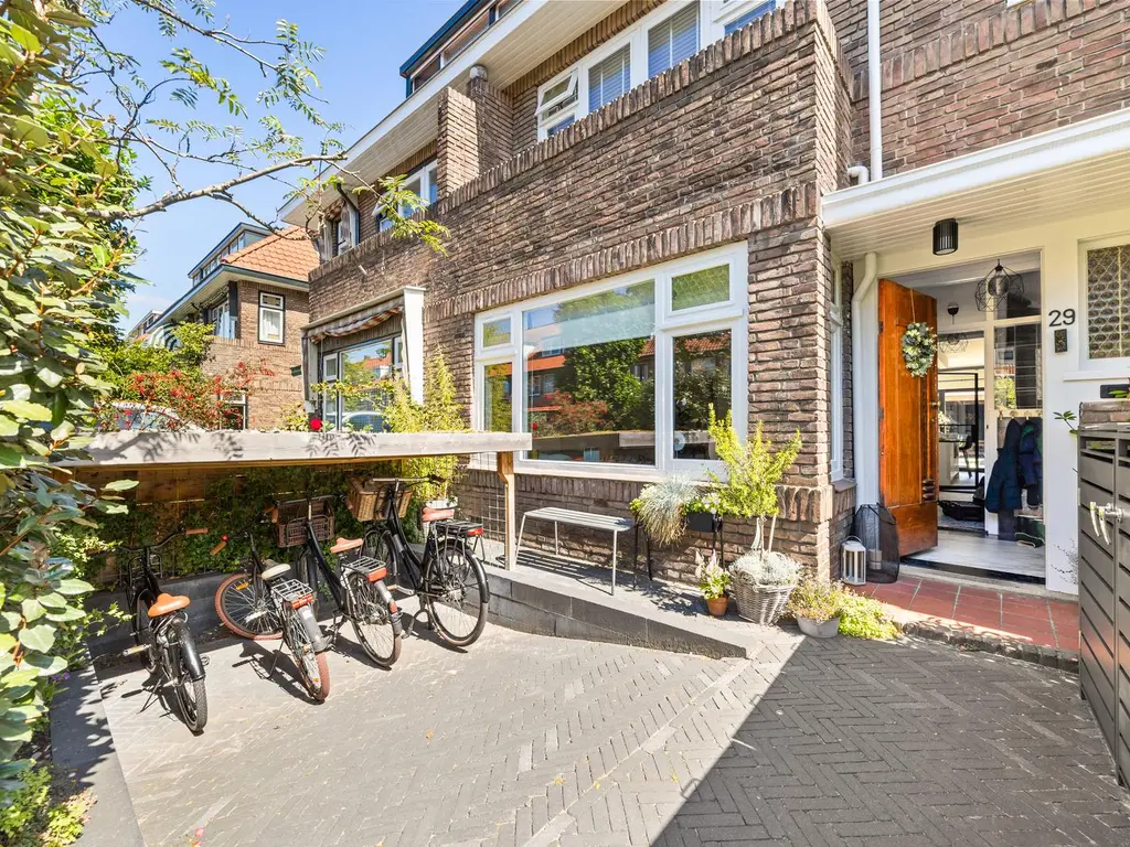 Hoekenburglaan 29, Voorburg
