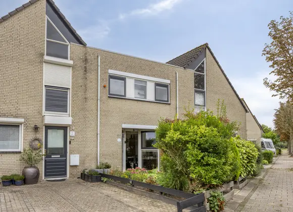 Dwarsdijk 22