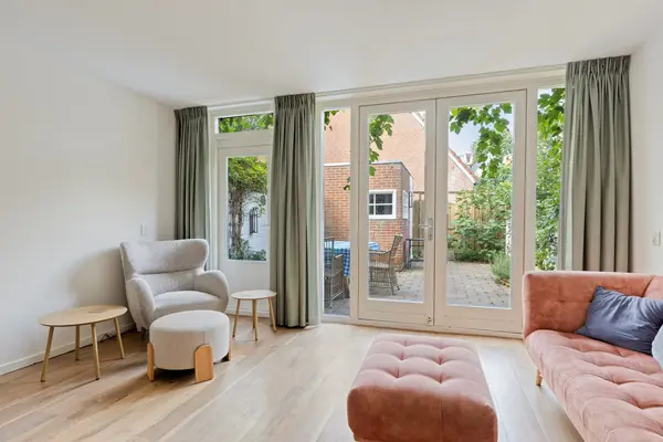 Uiterstegracht 64, Leiden