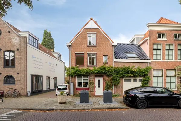 Uiterstegracht 64, Leiden