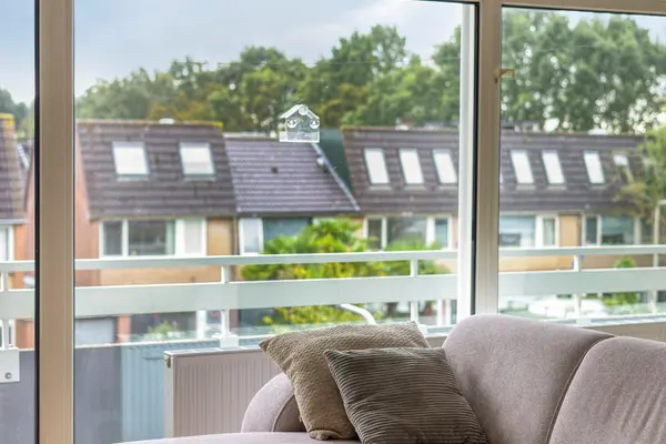 Burgemeester Wapstraat 52, Zoeterwoude