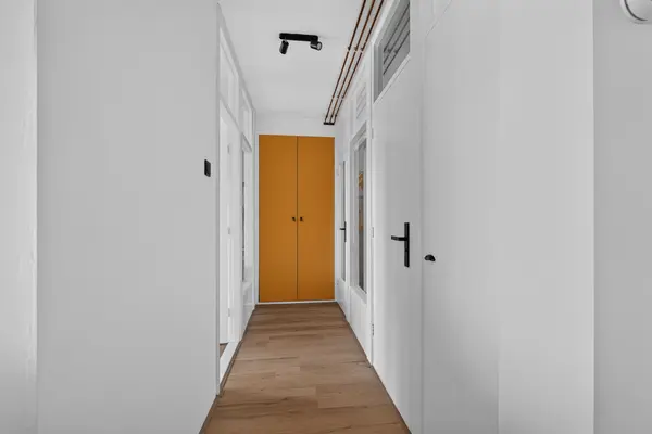 Paramaribostraat 7