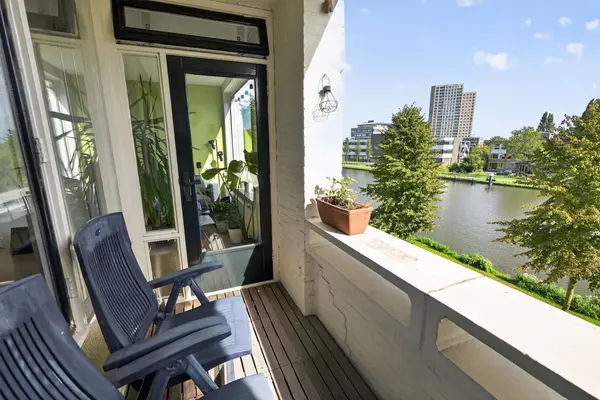 Paramaribostraat 7, Leiden