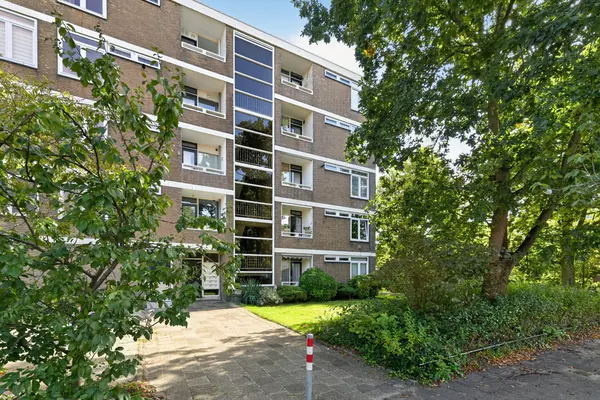 Paramaribostraat 7, Leiden