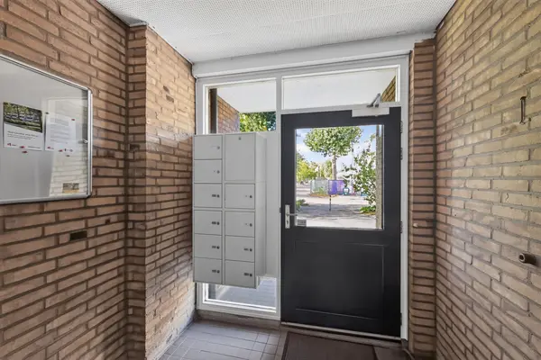 Paramaribostraat 7, Leiden