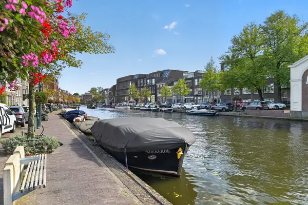 Apothekersdijk 12F