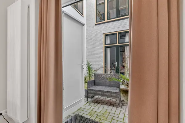 Apothekersdijk 12F, Leiden