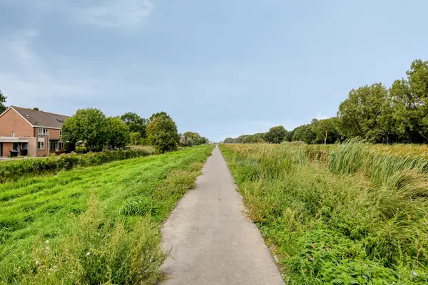 Nagelkruidzoom 6, Leiderdorp