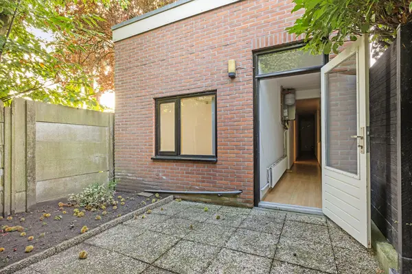 Haarlemmerweg 25, Leiden