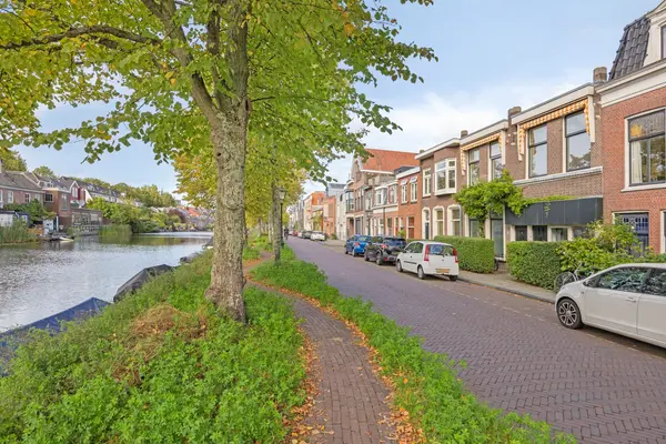 Haarlemmerweg 25, Leiden