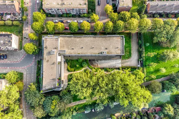 Diepenbrocklaan 11, Leiden