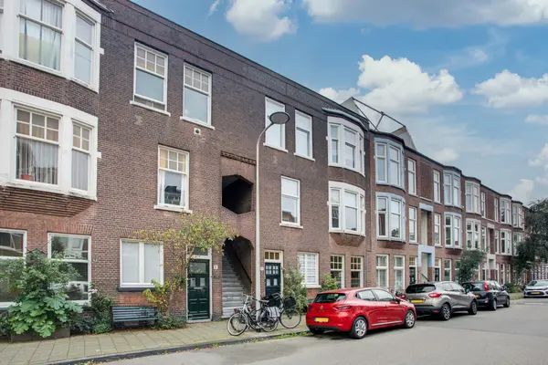Pijnboomstraat 6D, Den Haag