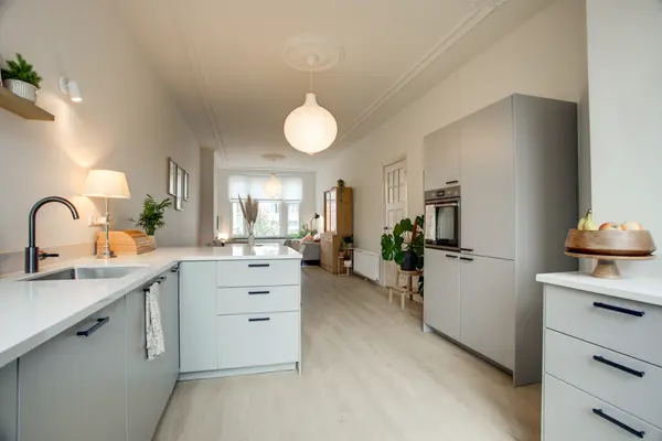 Pijnboomstraat 6D, Den Haag