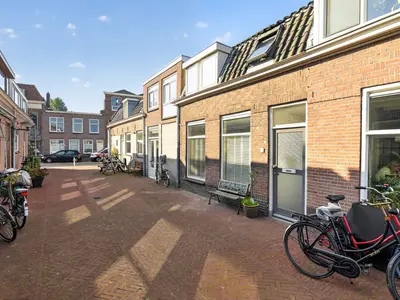 Foto 4 van Bloemstraat 1