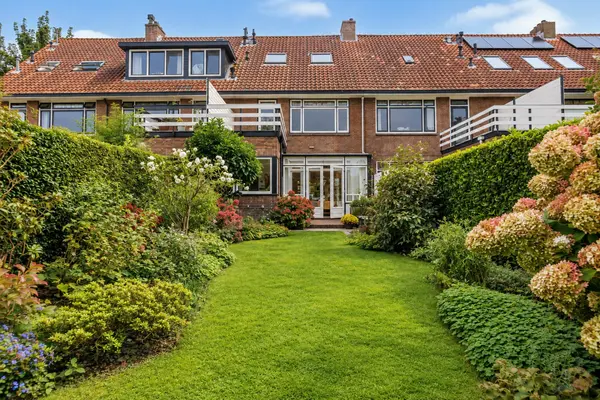 Roodenburgerstraat 44
