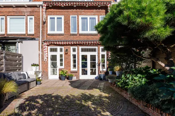 Lorentzkade 4, Leiden