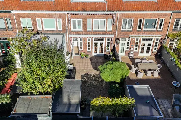Lorentzkade 4, Leiden