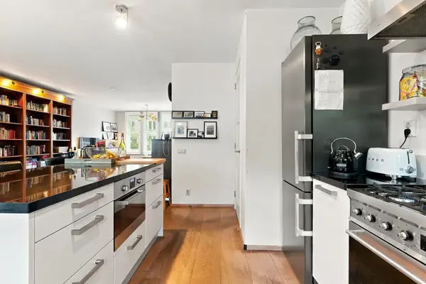 A. Roland Holststraat 5, Voorschoten