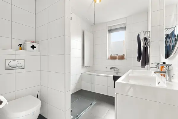 A. Roland Holststraat 5, Voorschoten