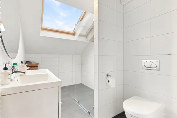 A. Roland Holststraat 5, Voorschoten