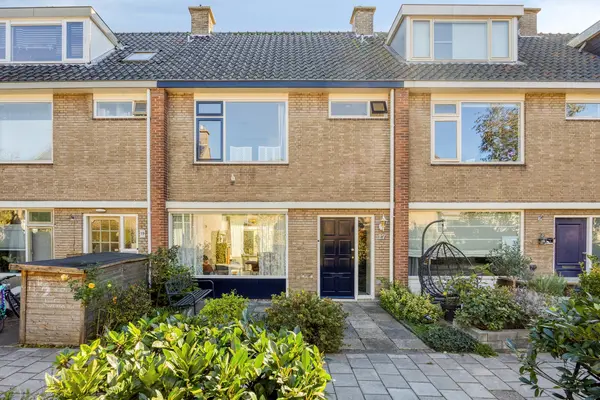 Bernhardstraat 17, Zoeterwoude