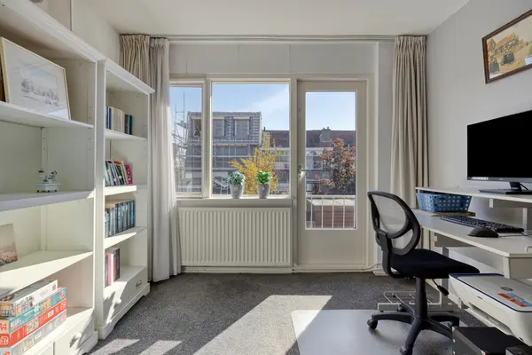 Bernhardstraat 17, Zoeterwoude