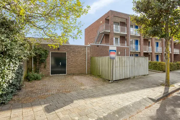 Korte Kruisweg 12, Maasdijk