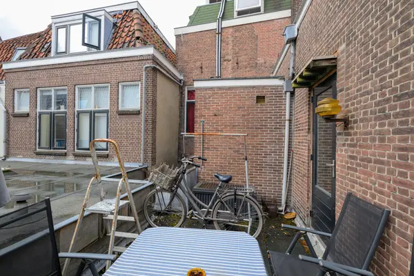 Van der Werfstraat 9B, Leiden