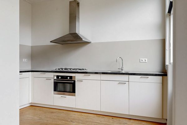 Deutzstraat 15, Oegstgeest