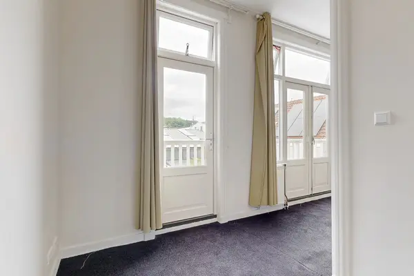Deutzstraat 15, Oegstgeest