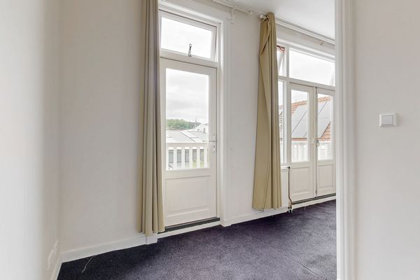 Deutzstraat 15, Oegstgeest