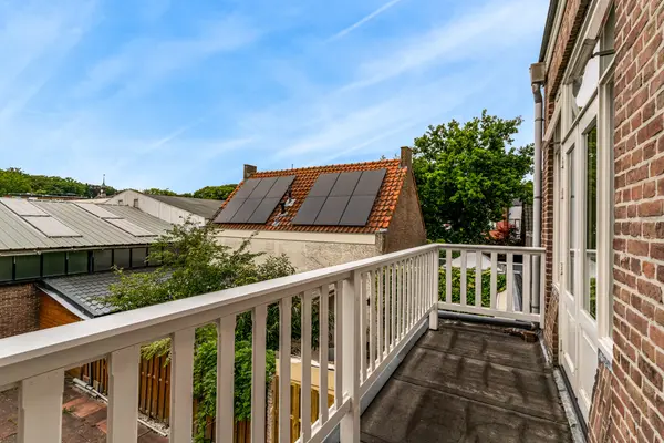 Deutzstraat 15, Oegstgeest