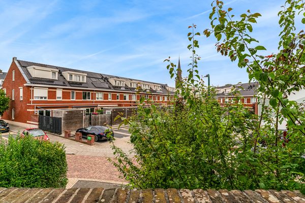 Deutzstraat 15, Oegstgeest